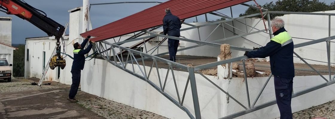 WhatsApp Image 2026-01-28 at 11_0002_brasão Arraiolos branco